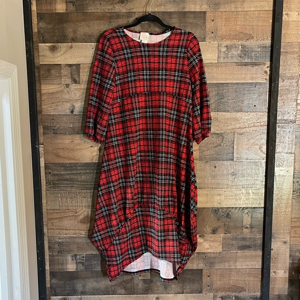 Zadie B’s bubble dress 🌲❤️